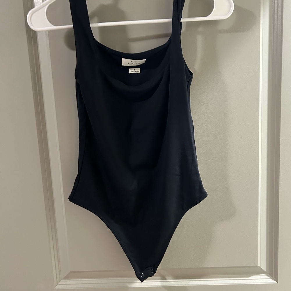 Babaton Contour sleeveless body suit